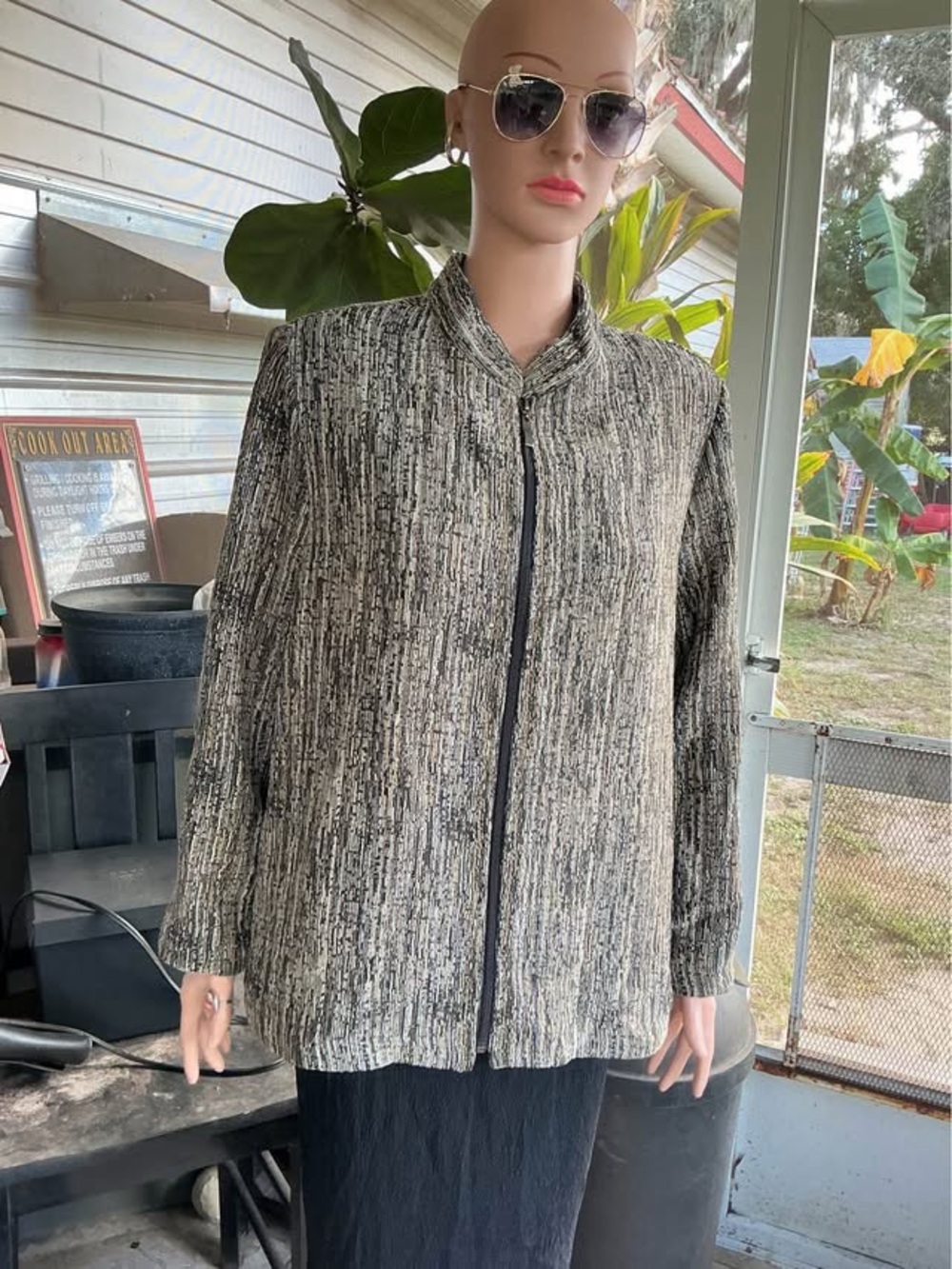 Womens  Textured Zip-Front Jacket